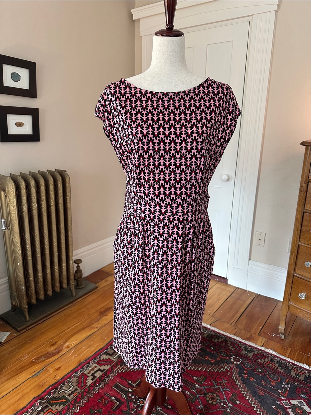 Boden Pink, Red and Black Cap Sleeve Jersey Dress